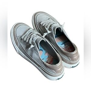 Gray Women's Blowfish Malibu Sneakers